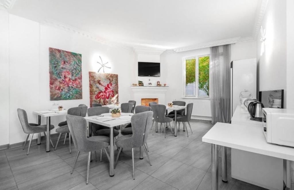 White House Hotel Tbilisi Ngoại thất bức ảnh