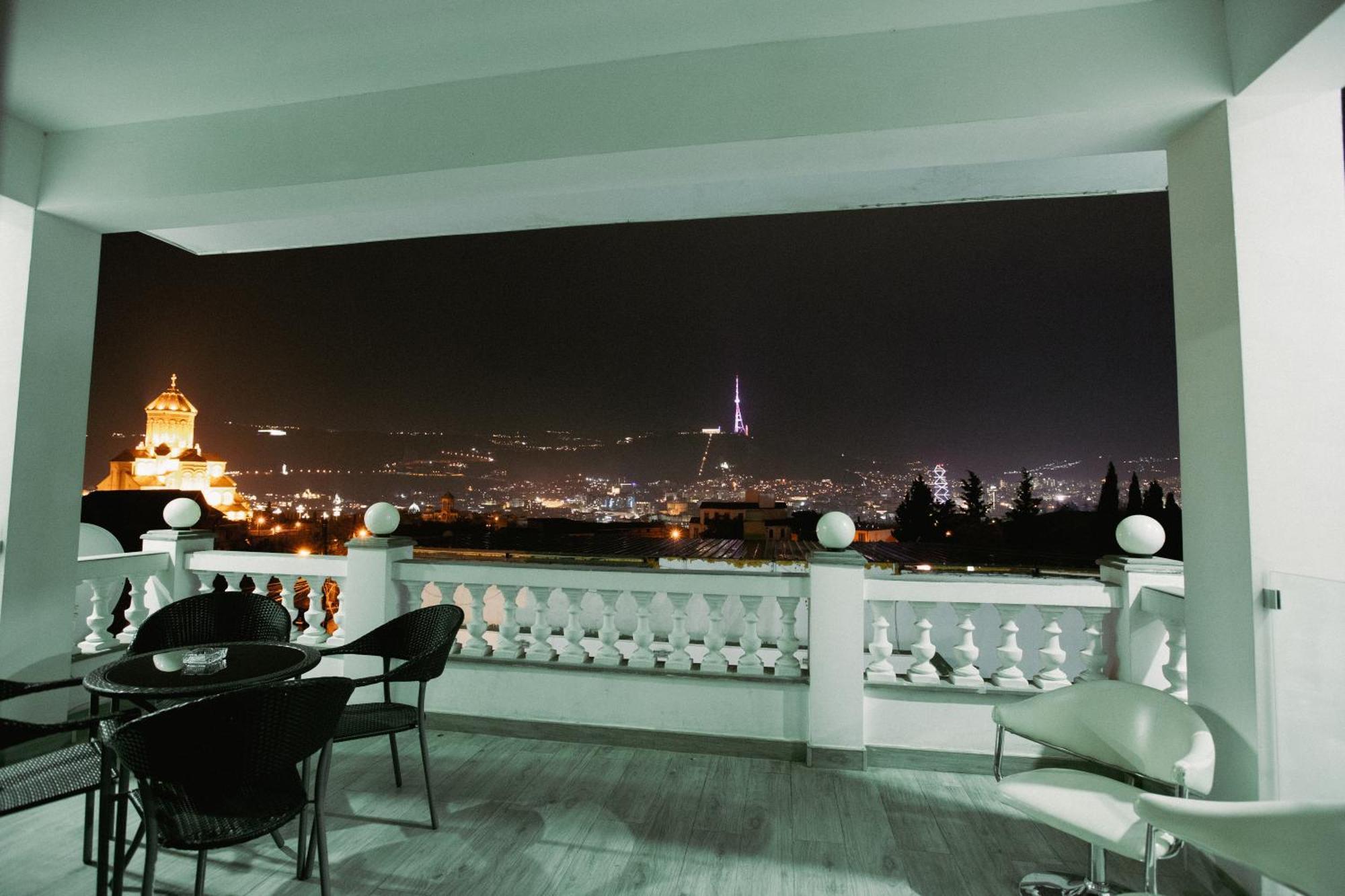 White House Hotel Tbilisi Ngoại thất bức ảnh